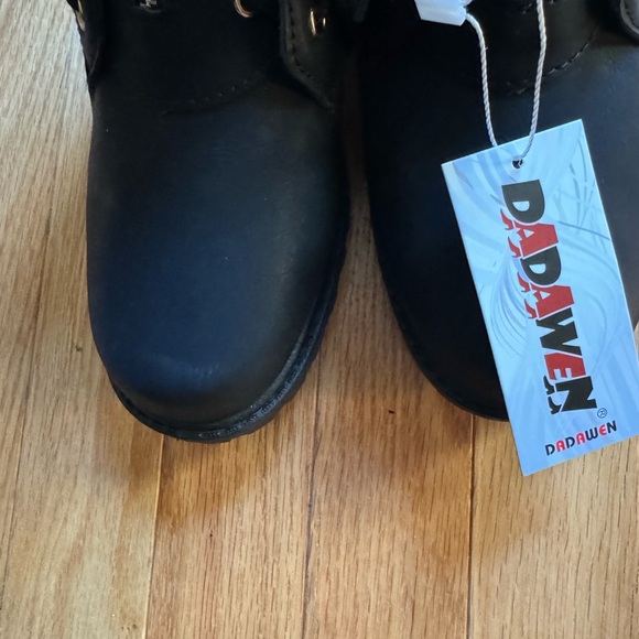 Marked down, NWT, Black round toe, zip up boots, size 40 (9) - Picture 3 of 5